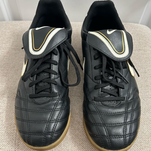 Nike Mens Tiempo Natural III IC 366206-018 Black Running Shoes Lace Up Size 7 - Picture 6 of 12